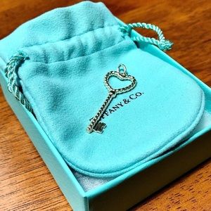 Tiffany & Co. Twist Heart Key